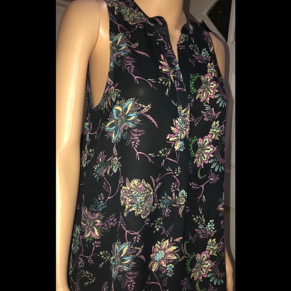 Let it be sleeveless blouse - Picture 5 of 8